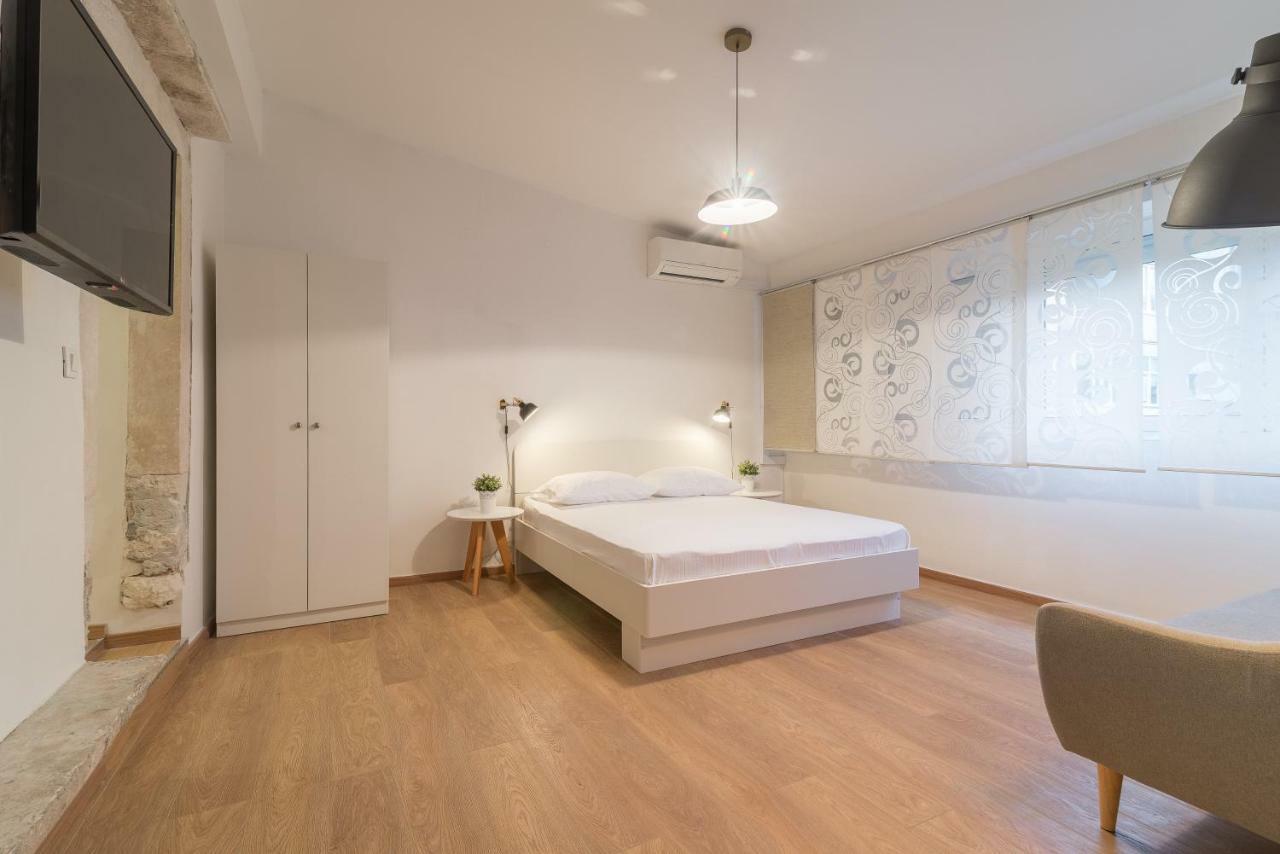 Studios & Apartments Porto Задар Екстер'єр фото